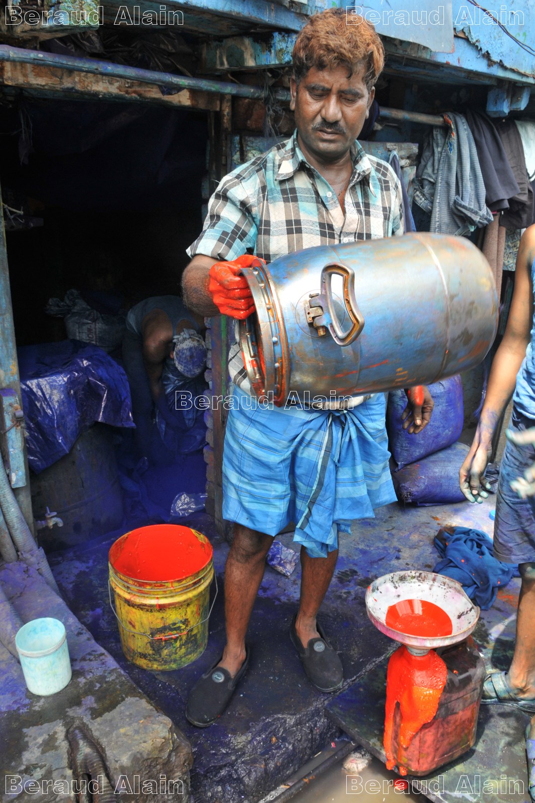 14 Mahim Préparation de peintures